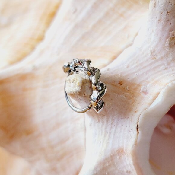 18G Clear CZ twist nose or cartilage hoop surgical steel seamless ring NWT - Picture 3 of 5